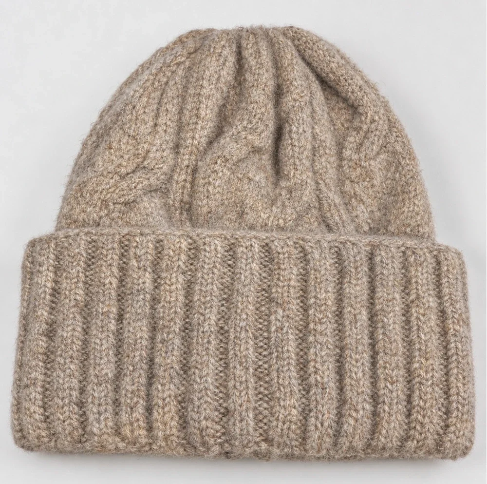 NEW FREE PEOPLE FAWN BROWN COASTLINE CABLE KNIT BEANIE HAT